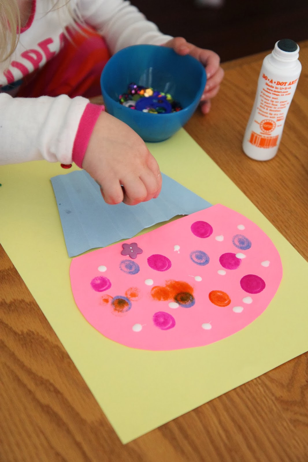 Best ideas about Toddler Craft Activities
. Save or Pin Toddler Approved Cupcake Craft for Kids Laura Numeroff Now.