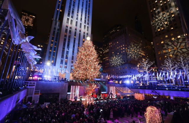 Best ideas about Tree Lighting 2019
. Save or Pin Swarovski Toasts Rockefeller Center Tree Lighting — Away Now.