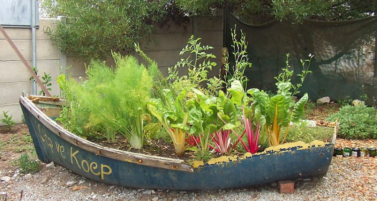 Best ideas about Unique Garden Ideas
. Save or Pin 15 Unusual Ve able Garden Ideas Now.