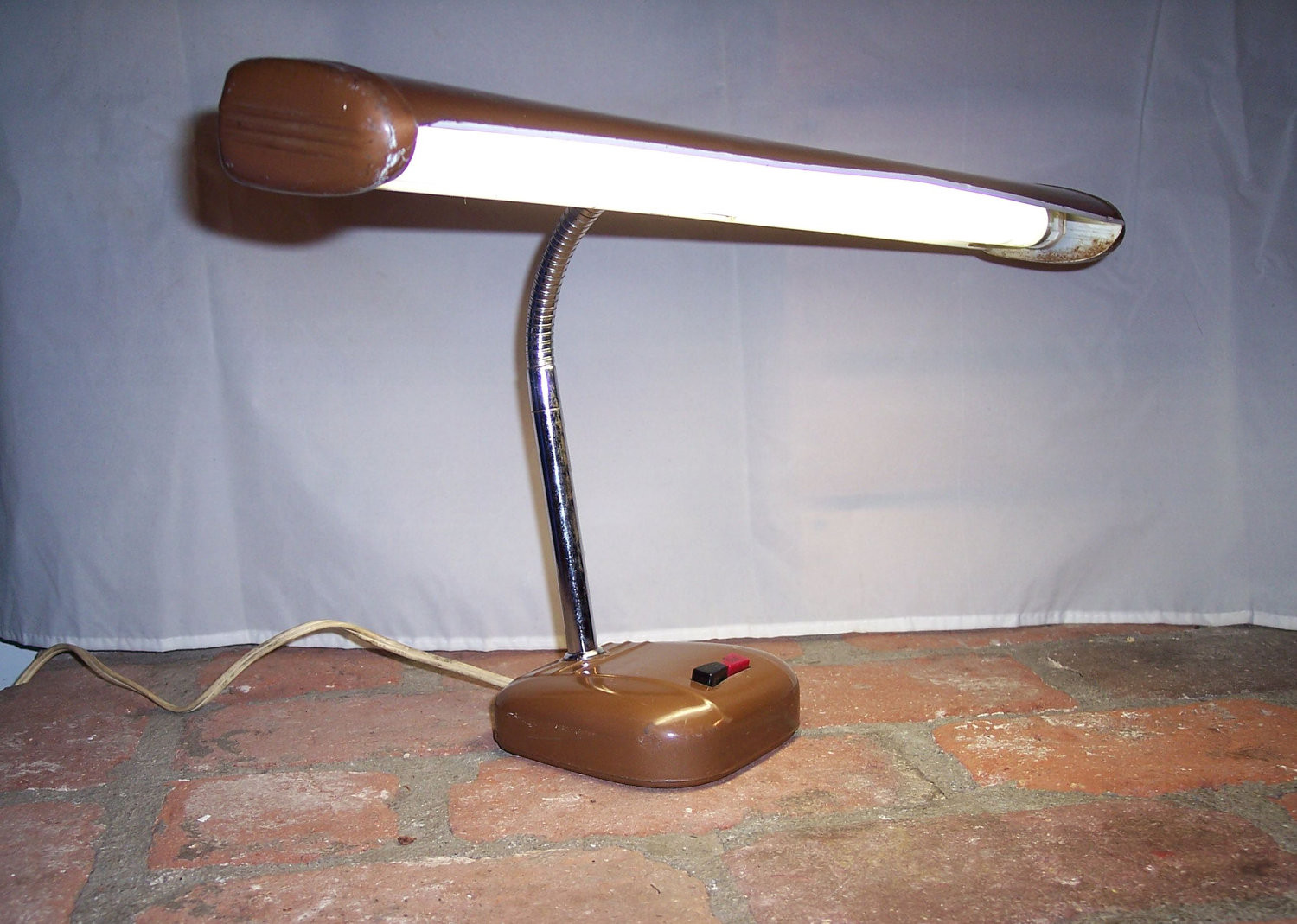 Best ideas about Vintage Desk Lamp
. Save or Pin Vintage fluorescent desk lamp task light by MaAndPasAttic Now.