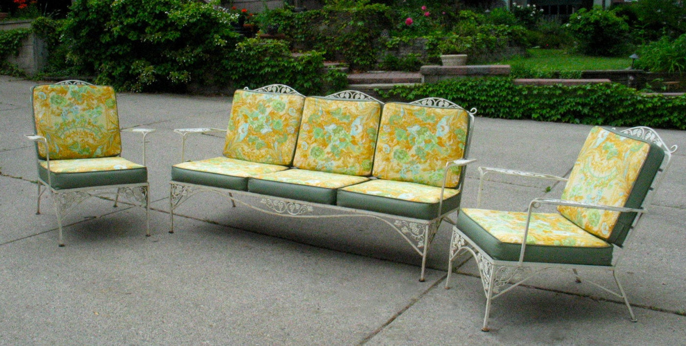 Best ideas about Vintage Patio Furniture
. Save or Pin Items similar to Vintage Woodard Iron Patio Set Sofa Pair Now.