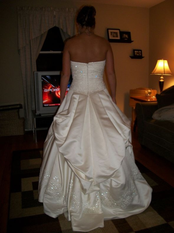 Best ideas about Wedding Dress Bustle DIY
. Save or Pin 229 best Wedding Bustles images on Pinterest Now.