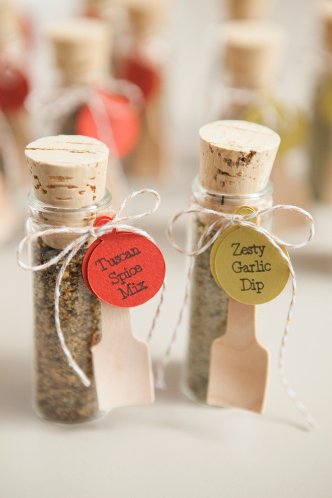 Best ideas about Wedding Favors DIY
. Save or Pin 25 Easy to Make DIY Wedding Favors Now.