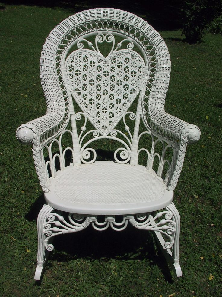 Best ideas about White Wicker Chair
. Save or Pin 25 best ideas about White Wicker on Pinterest Now.