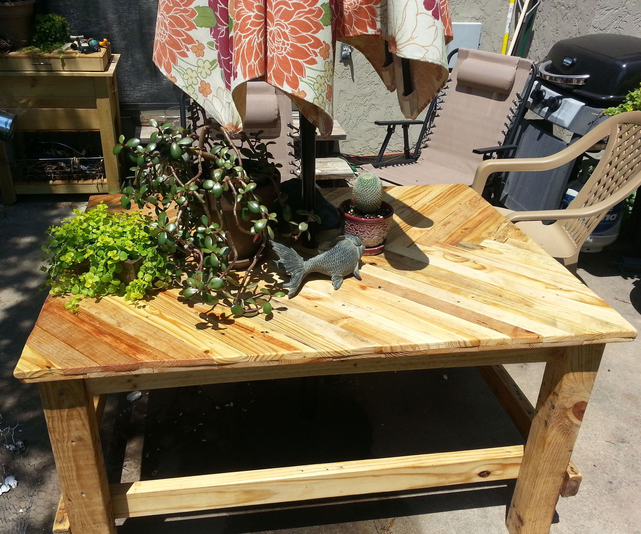 Best ideas about Wood Patio Table
. Save or Pin Pallet Wood Patio Table Now.