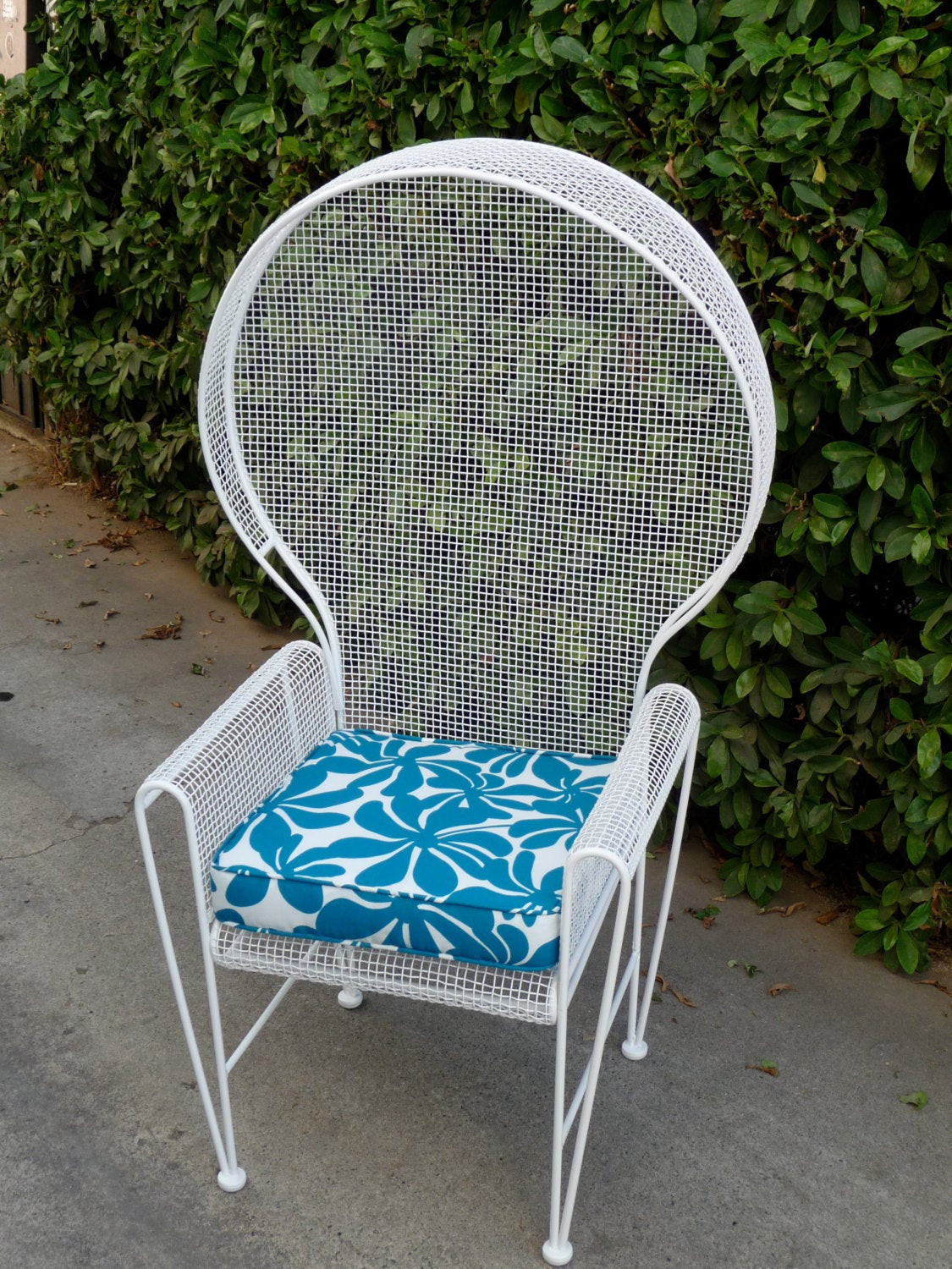 Best ideas about Woodard Patio Furniture
. Save or Pin Rare Russell Woodard Patio Chair Outdoor Patio Furniture Cast Now.