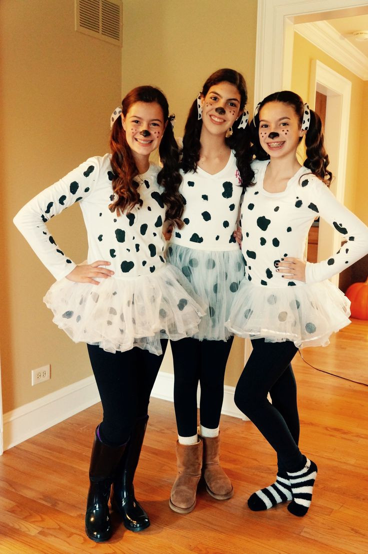 Best ideas about 101 Dalmatians Costumes DIY
. Save or Pin DIY Dalmatian Costumes All you need is a white shirt Now.