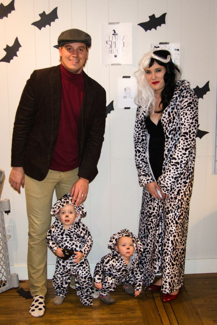 Best ideas about 101 Dalmatians Costumes DIY
. Save or Pin Easy DIY Halloween Costumes from my Child at Heart Readers Now.