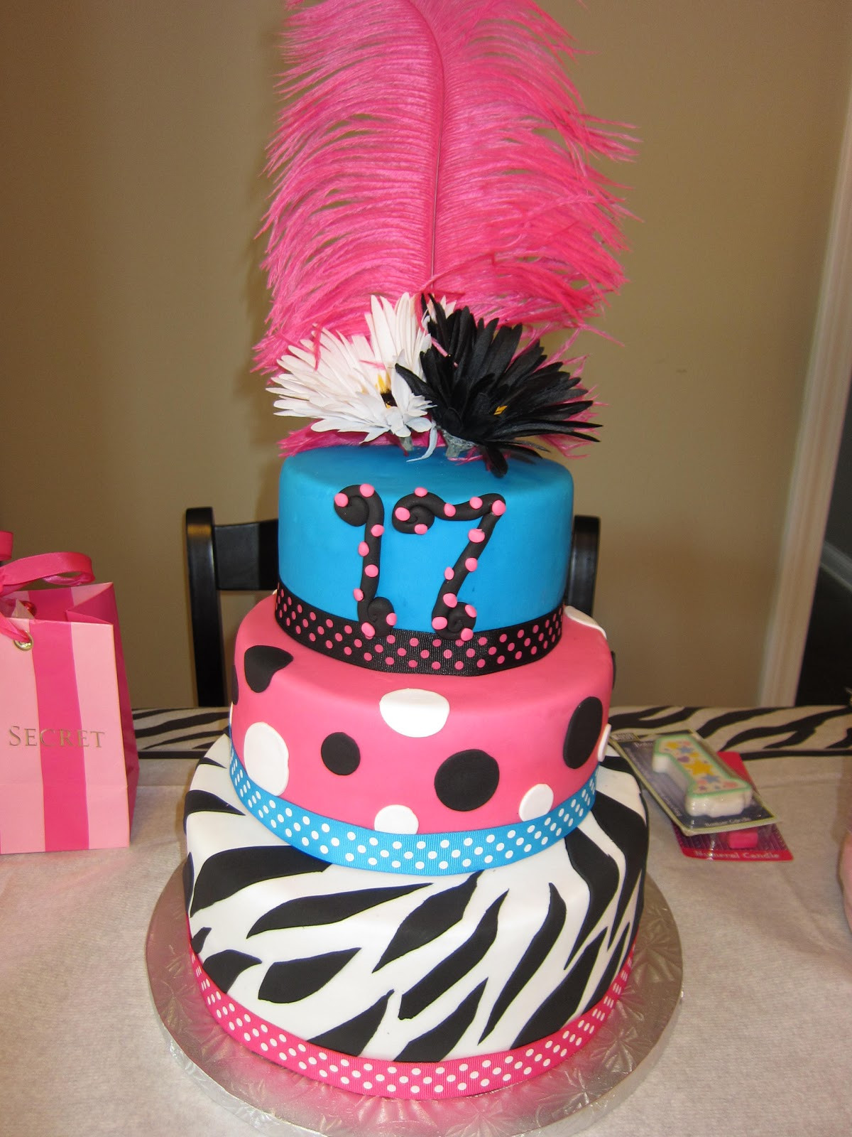 Best ideas about 17th Birthday Cake
. Save or Pin SABtabulous Cakes 17th Birthday Cake Now.