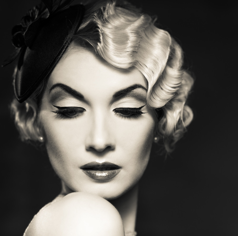 Best ideas about 20S Hairstyles
. Save or Pin 5 Big Hair Bow Hairstyles in Retro Fashion Now.