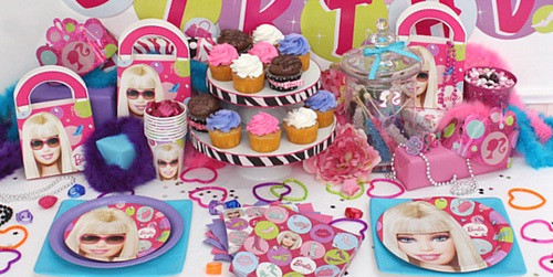 Best ideas about 5 Year Old Little Girl Birthday Gift Ideas
. Save or Pin e organizzare una festa Barbie Now.