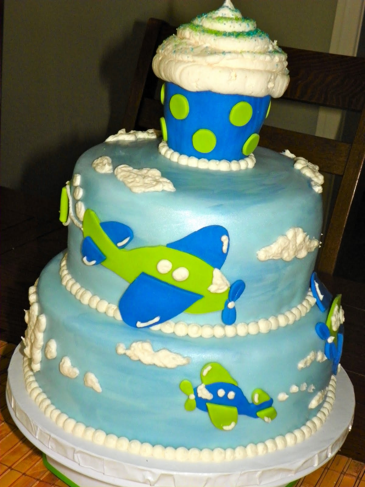 Best ideas about Airplane Birthday Cake
. Save or Pin Plumeria Cake Studio Airplane Birthday Cake Now.