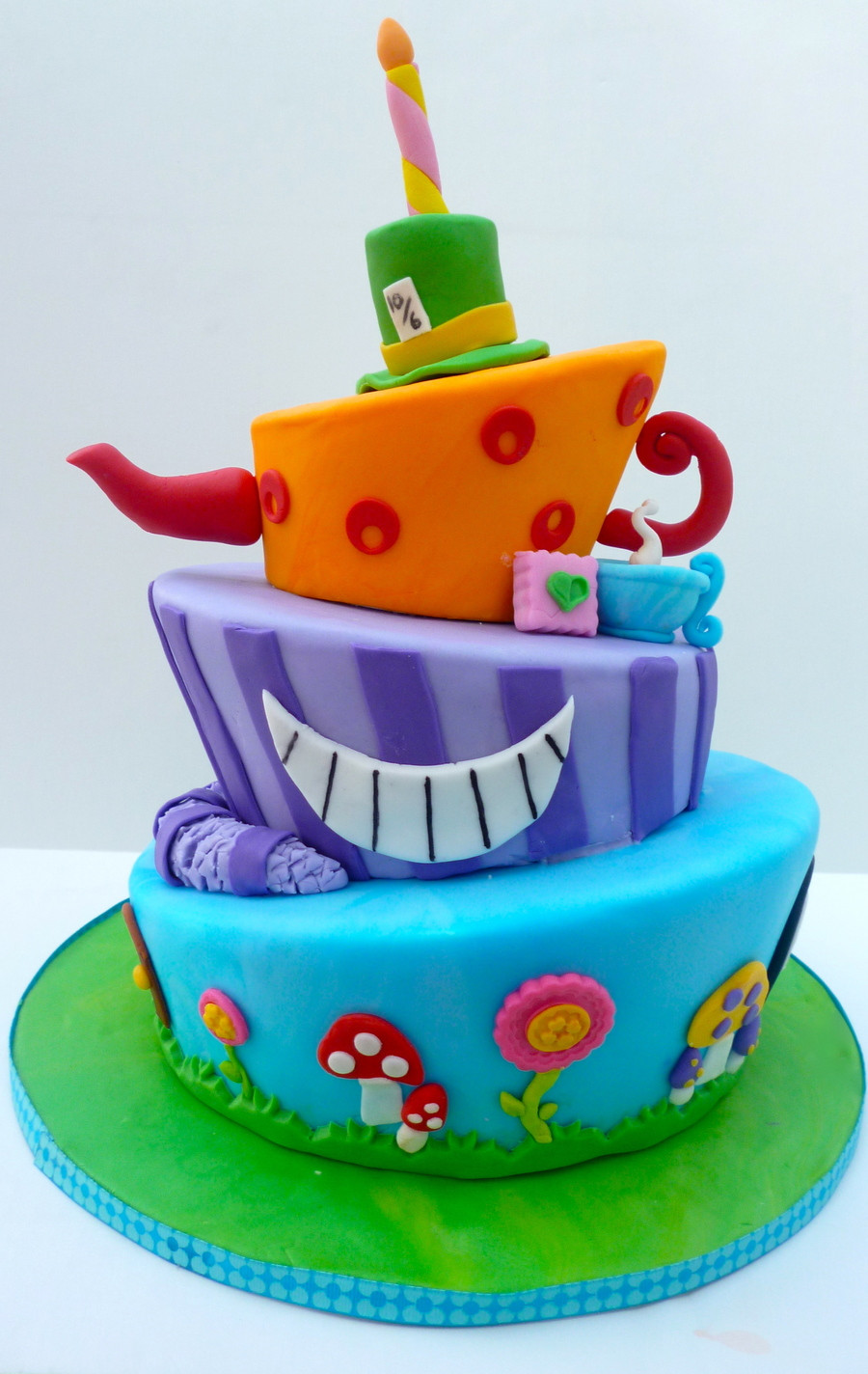 Best ideas about Alice In Wonderland Birthday Cake
. Save or Pin Alice In Wonderland Cake CakeCentral Now.