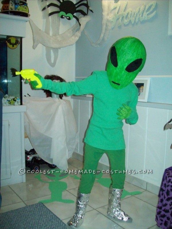 Best ideas about Alien DIY Costume
. Save or Pin 1000 images about Alien Costume Ideas on Pinterest Now.