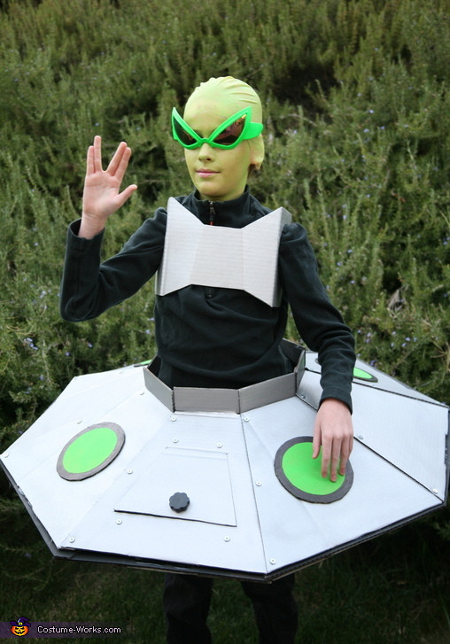 Best ideas about Alien DIY Costume
. Save or Pin Alien in his Spaceship DIY Halloween Costume Now.