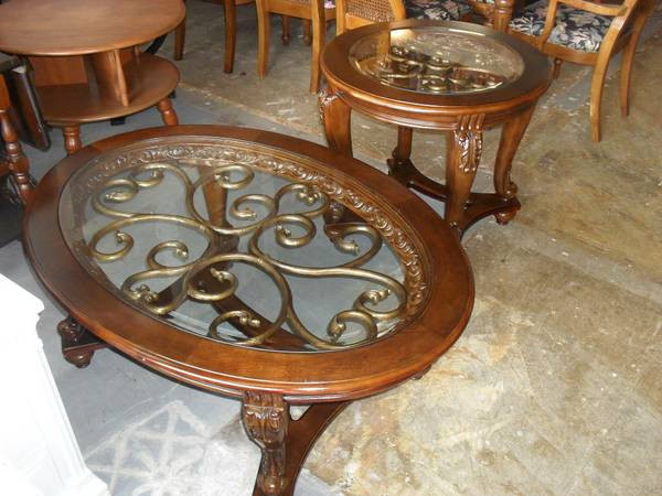 Best ideas about Ashley Coffee Table And End Tables
. Save or Pin Gorgeous Ashley Furniture Norcastle Oval Coffee Table Now.