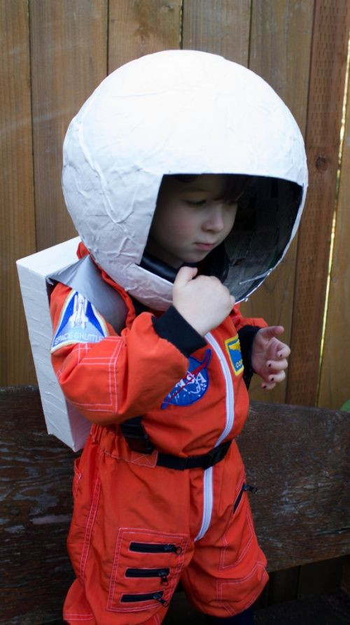 Best ideas about Astronaut Costume DIY
. Save or Pin DIY Astronaut Helmet Backpack somethingmadedifferent Now.