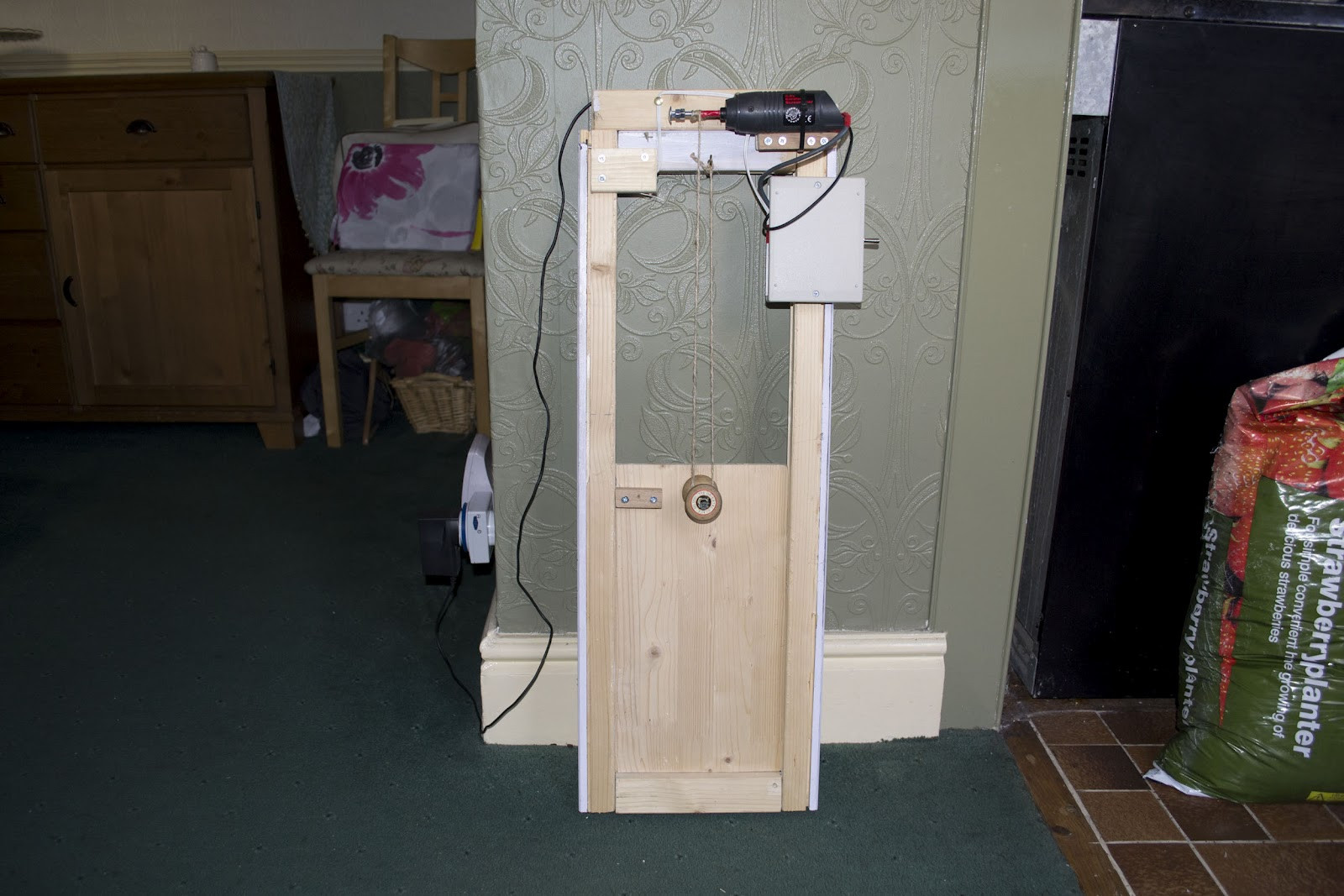 Best ideas about Automatic Chicken Door DIY
. Save or Pin DIY Automatic coop door opener Now.