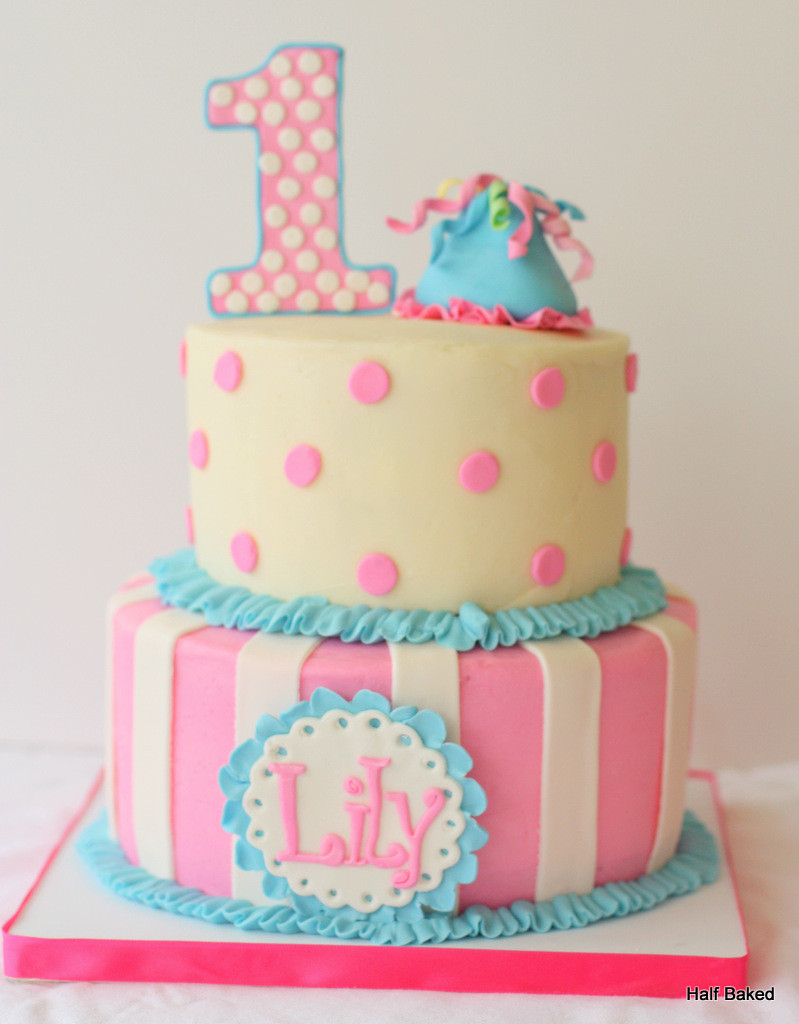 Best ideas about Baby 1st Birthday Cake
. Save or Pin Fabulous 1st Birthday Cake For Baby Girls Now.