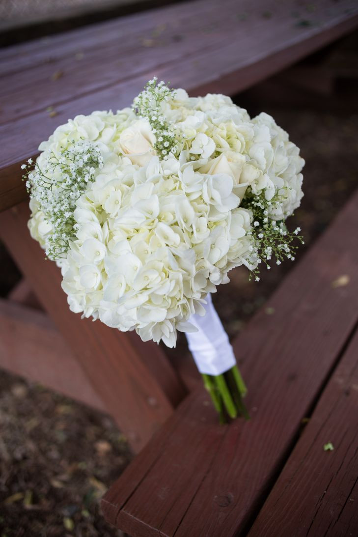 Best ideas about Baby Breath Bouquet DIY
. Save or Pin DIY White Hydrangea and Baby s Breath Bouquet Now.