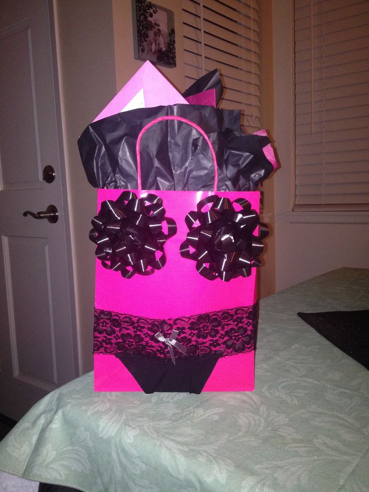 Best ideas about Bachelorette Gift Bags Ideas
. Save or Pin 25 best ideas about Bachelorette party ts on Pinterest Now.