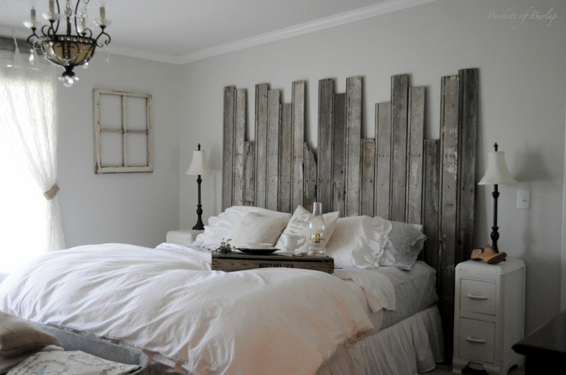 Best ideas about Barnwood Headboard DIY
. Save or Pin Remodelaholic Now.