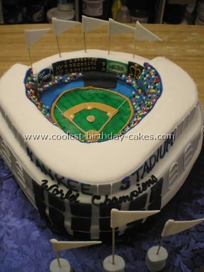Best ideas about Baseball Birthday Cake
. Save or Pin Coolest Baseball Birthday Cakes Now.
