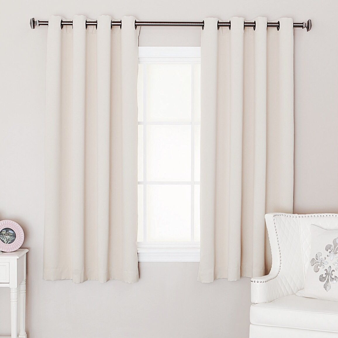 Best ideas about Bedroom Window Curtains
. Save or Pin short curtains square bedroom window Now.