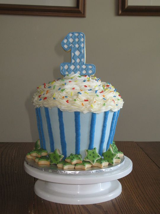 Best ideas about Birthday Cake For 1 Year Old Boy
. Save or Pin Brandy doesn t every 1 year old need that much cake Now.