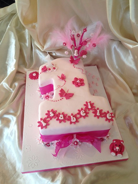 Best ideas about Birthday Cake For Baby Girl
. Save or Pin Baby girls 1st birthday cake Now.