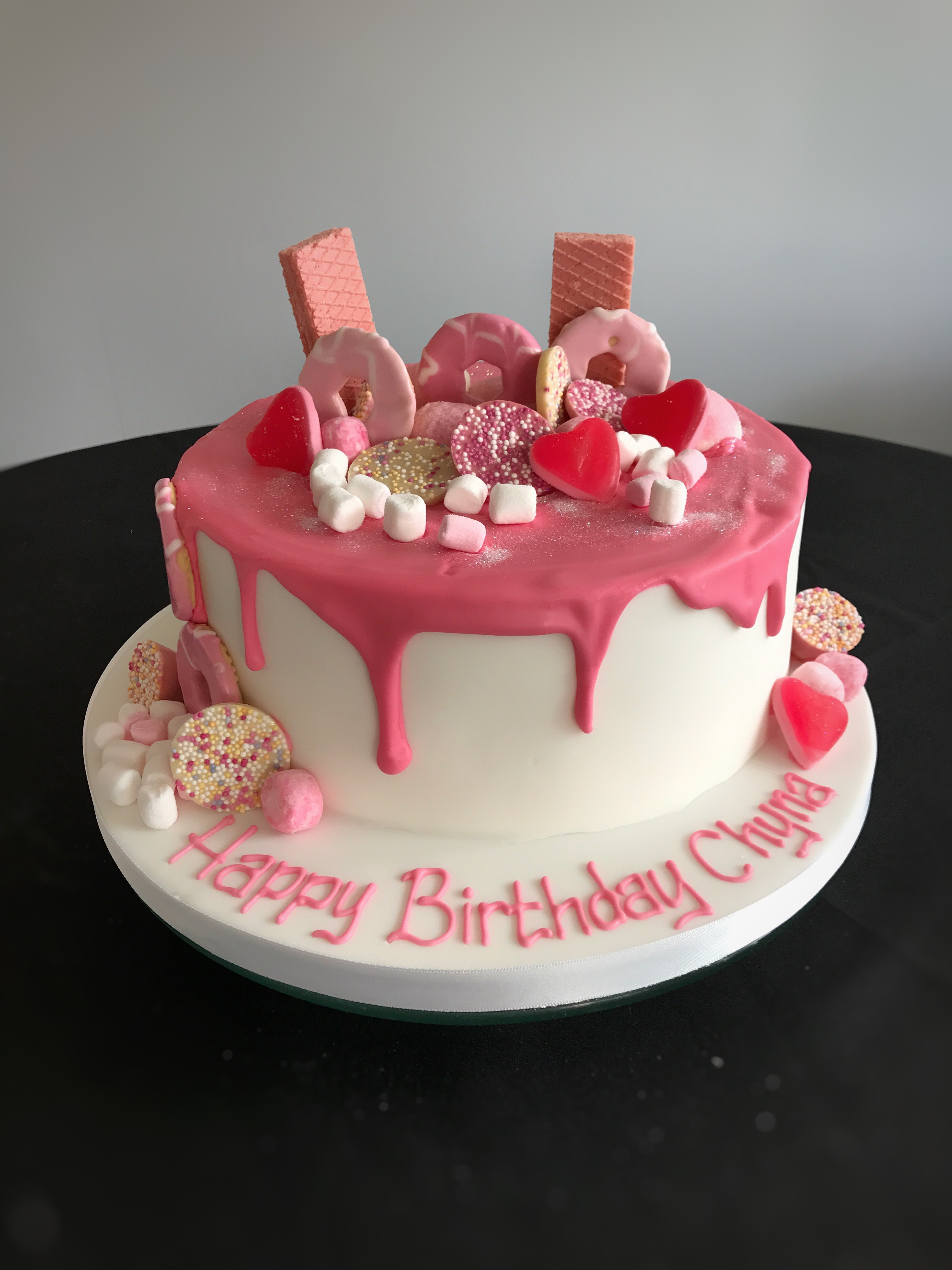 Best ideas about Birthday Cake Images
. Save or Pin Female Birthday Cakes Hertfordshire Bedfordshire London Now.