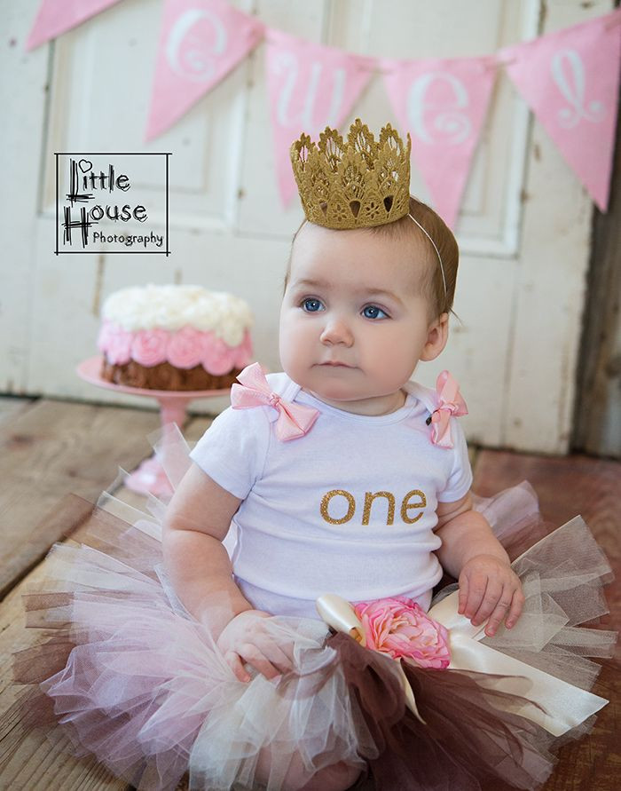 Best ideas about Birthday Gift Ideas For 1 Year Old Baby Girl
. Save or Pin 1 year old birthday photo party banner crown baby Now.