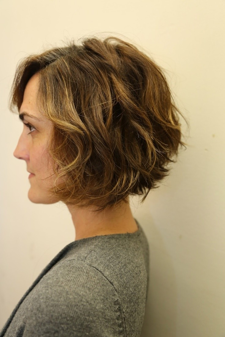 Best ideas about Bob Haircuts For Wavy Hair
. Save or Pin 12 Stylish Bob Hairstyles for Wavy Hair PoPular Haircuts Now.