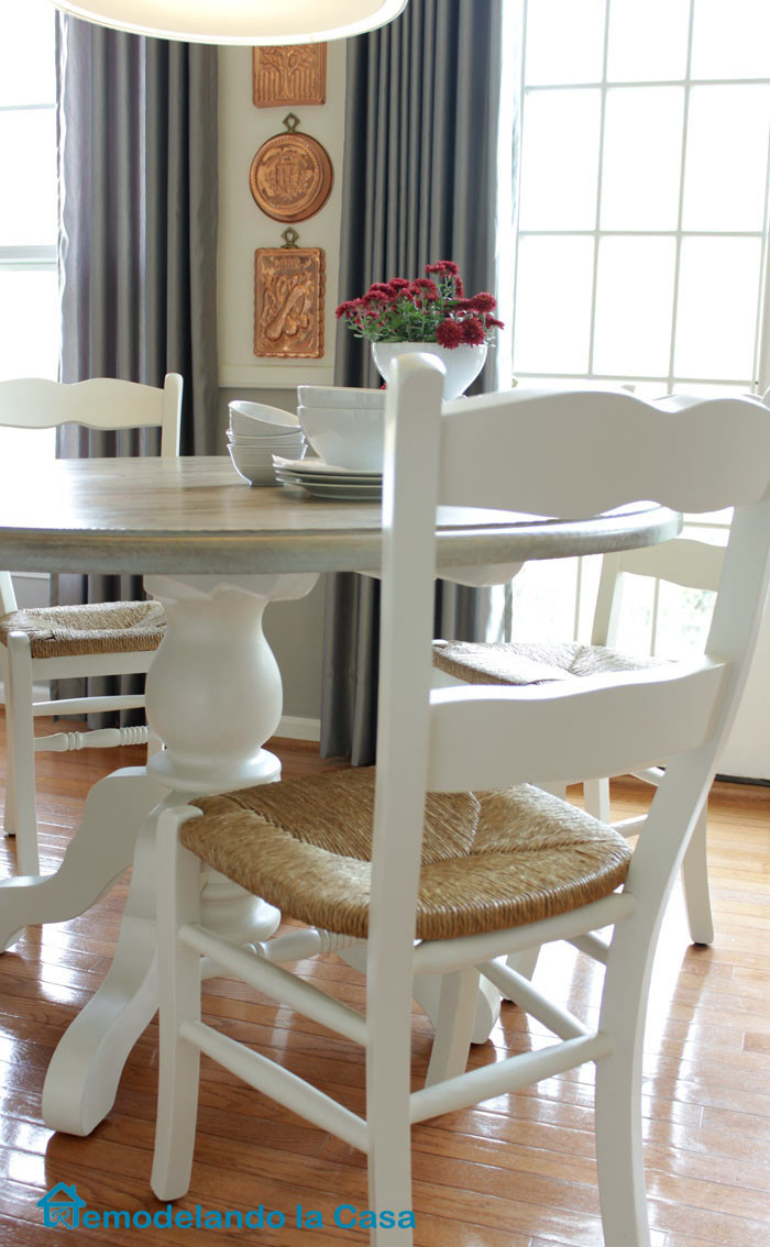 Best ideas about Breakfast Table And Chairs
. Save or Pin Kitchen Table and Chairs Makeover Remodelando la Casa Now.
