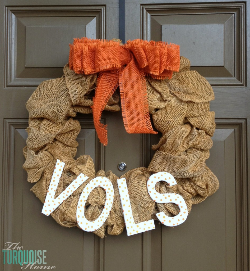 Best ideas about Burlap Wreath DIY
. Save or Pin Simple DIY Burlap Wreath easily changeable for every Now.