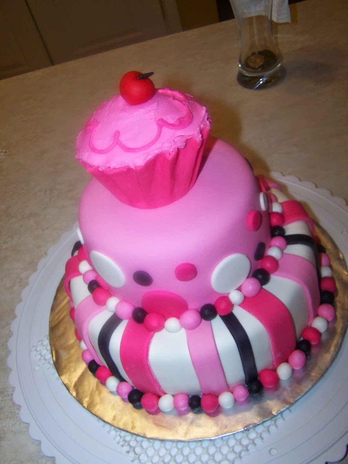 Best ideas about Cake Pictures For Birthday Girl
. Save or Pin Top 77 s Cakes For Birthday Girls Now.