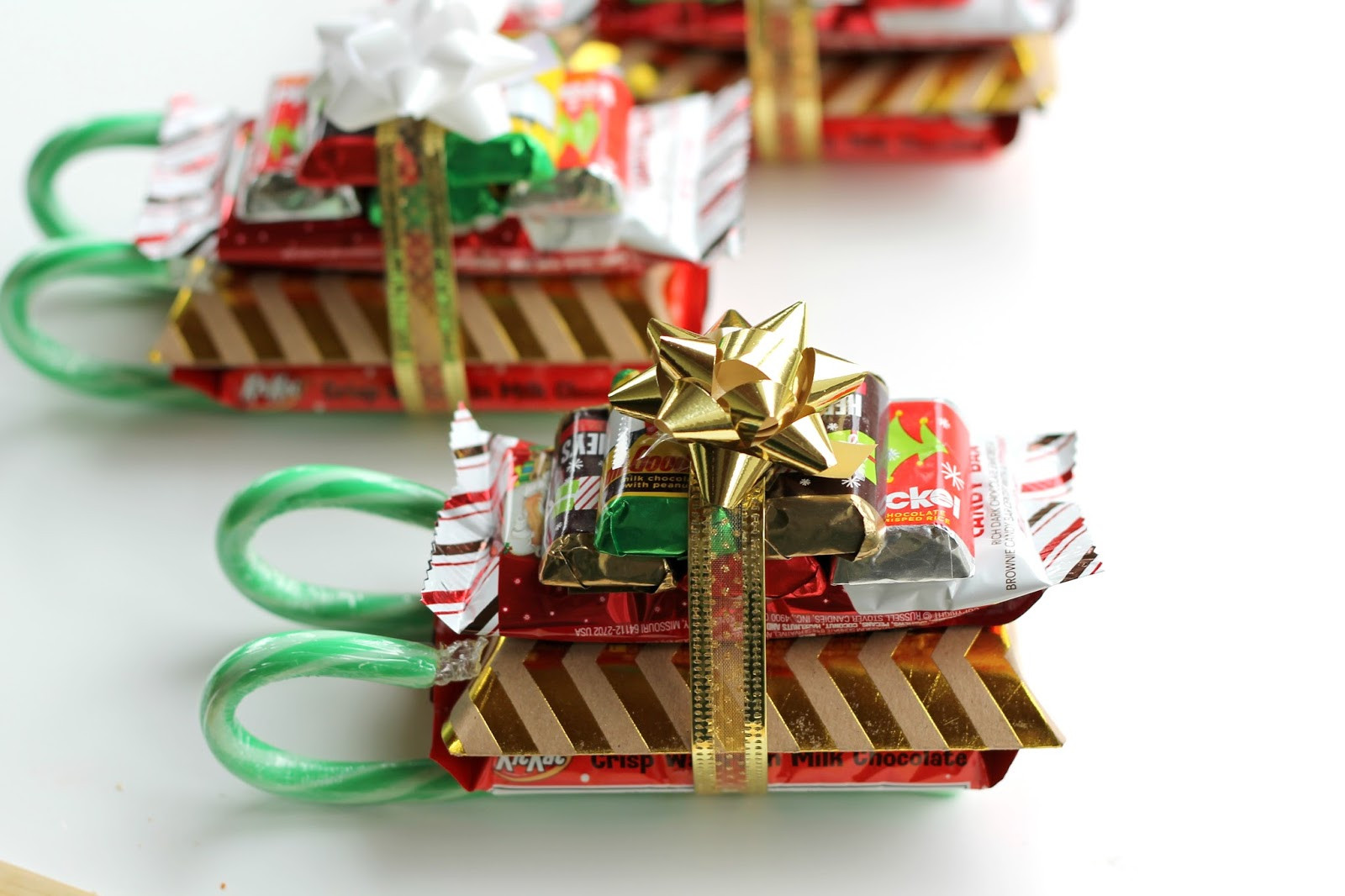 Best ideas about Candy Gift Ideas
. Save or Pin DIY Candy Cane Sleighs Teacher Neighbor Friend or Kid Now.