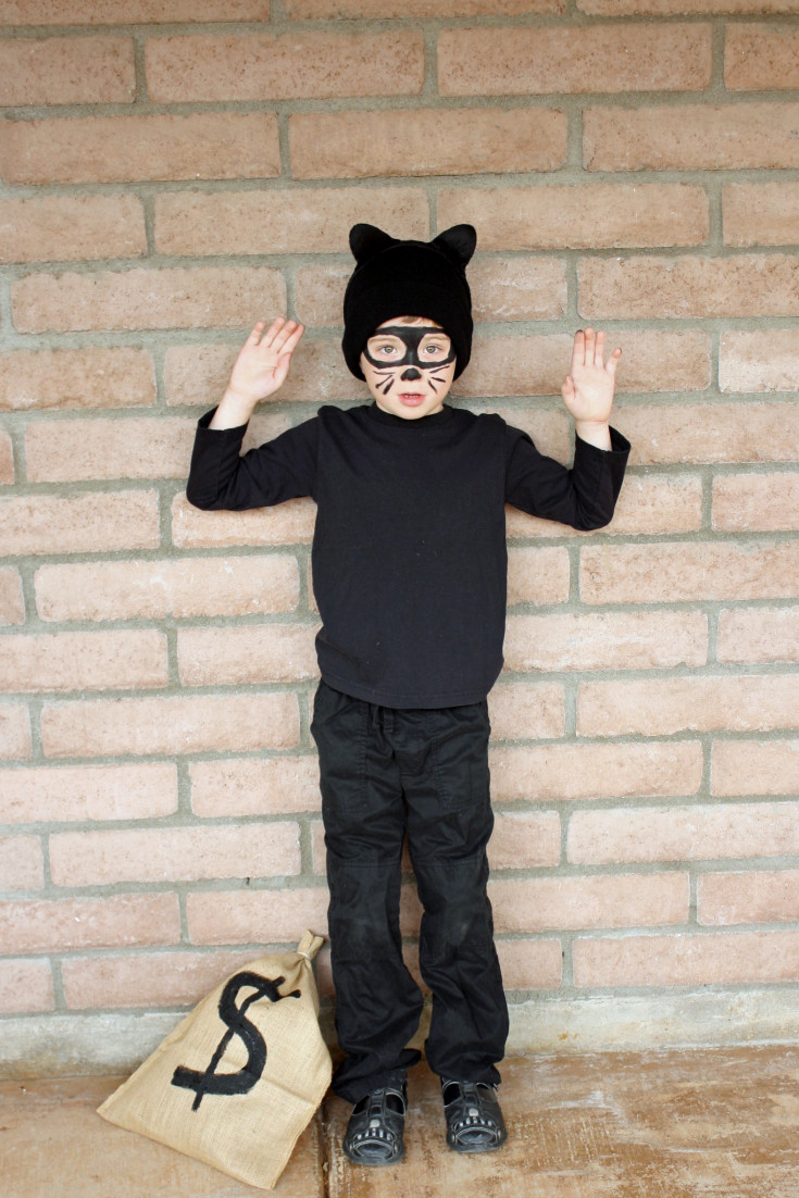 Best ideas about Cat DIY Costume
. Save or Pin Easy Cat Burglar Costume Now.