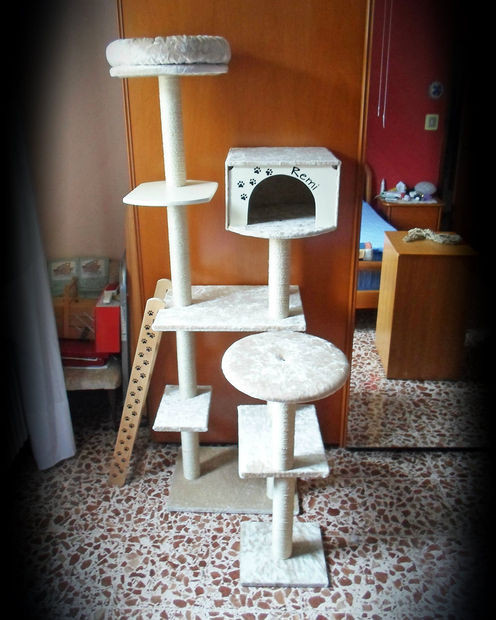 Best ideas about Cat Tower DIY
. Save or Pin DIY Cat Tree House 21 Steps with Now.