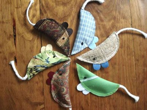 Best ideas about Cat Toys DIY
. Save or Pin Best 25 Homemade cat toys ideas on Pinterest Now.