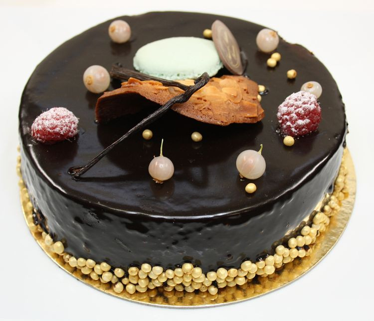 Best ideas about Chocolate Birthday Cake Images
. Save or Pin Chocolate birthday cake design Now.