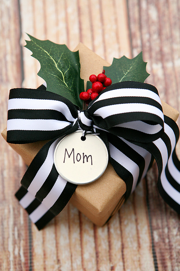 Best ideas about Christmas Gift Wrapping Ideas
. Save or Pin Christmas Gift Wrapping Ideas Eighteen25 Now.
