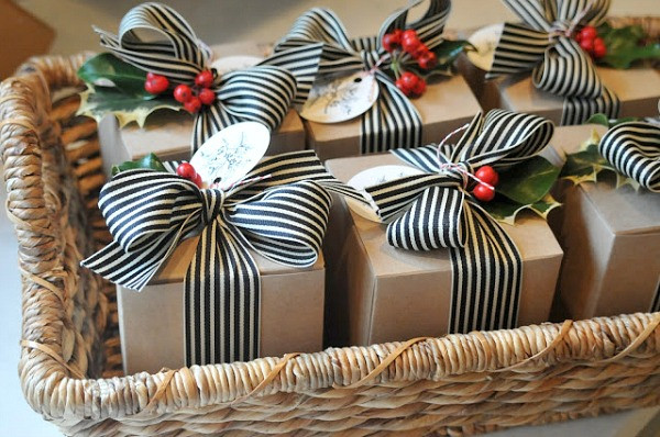Best ideas about Christmas Gift Wrapping Ideas
. Save or Pin Creative Christmas Gift Wrapping Ideas Clean and Scentsible Now.