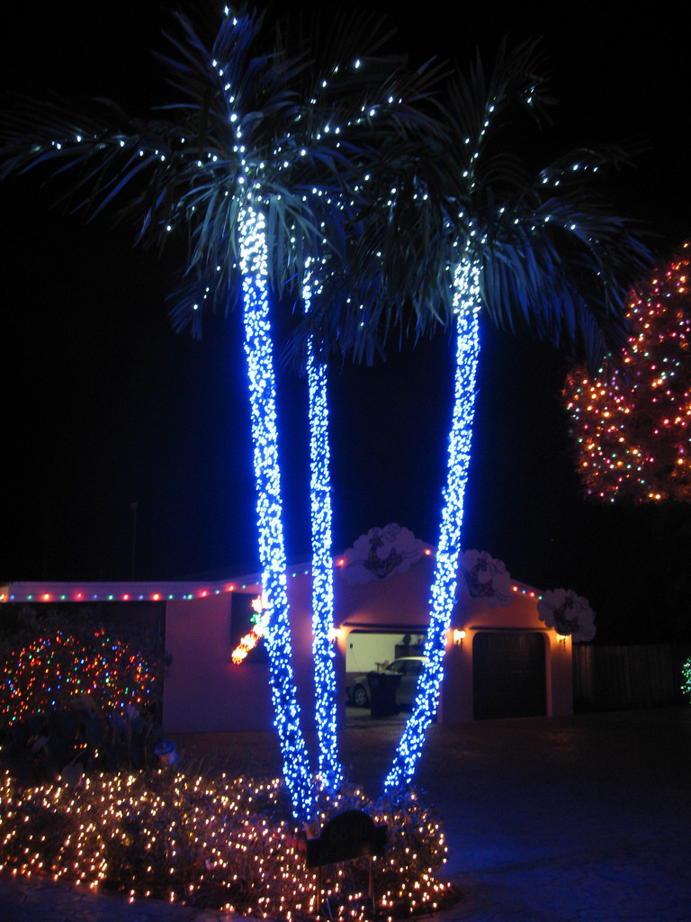 Best ideas about Christmas Lights Outdoor
. Save or Pin Top 10 Biggest Outdoor Christmas Lights House Decorations Now.