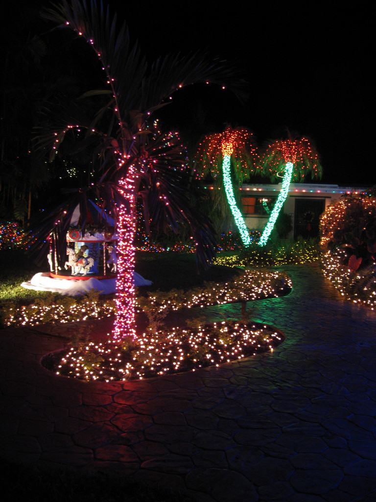 Best ideas about Christmas Lights Outdoor
. Save or Pin Top 10 Biggest Outdoor Christmas Lights House Decorations Now.