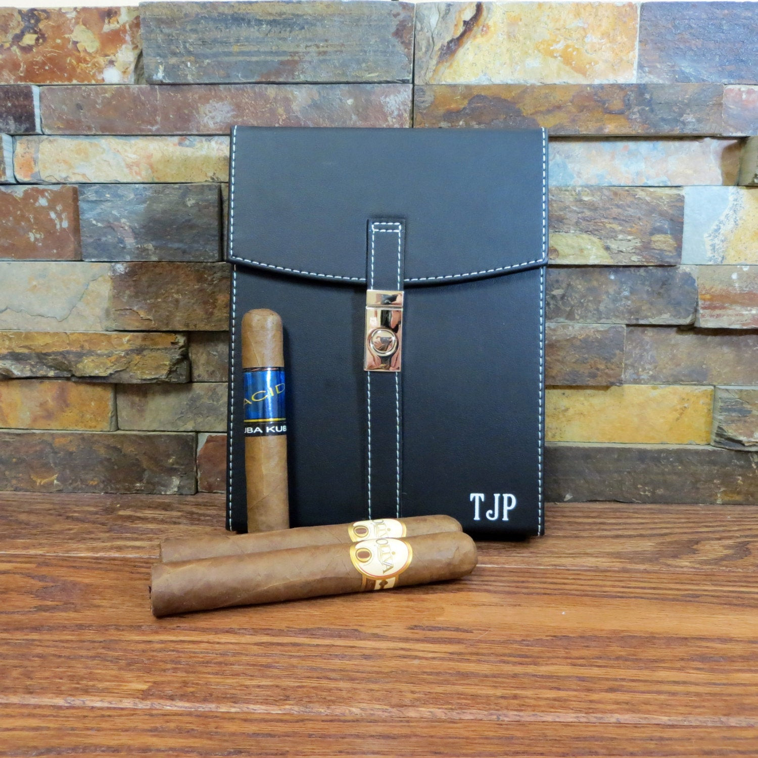 Best ideas about Cigar Gift Ideas
. Save or Pin Personalized Cigar Humidor Gifts for Men Groomsmen Gift Now.