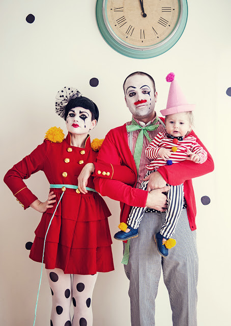 Best ideas about Circus Costumes DIY
. Save or Pin 20 DIY Halloween Costumes landeelu Now.