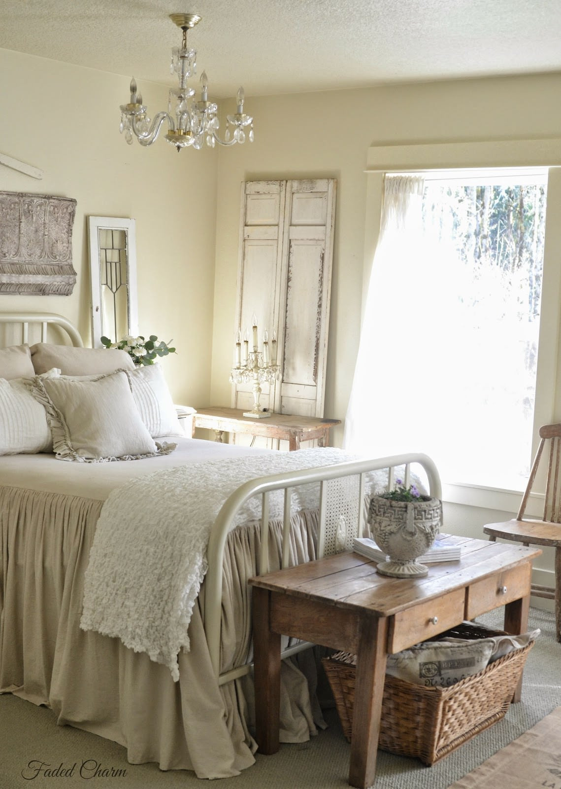 Best ideas about Country Bedroom Ideas
. Save or Pin 20 beautiful guest bedroom ideas My Mommy Style Now.