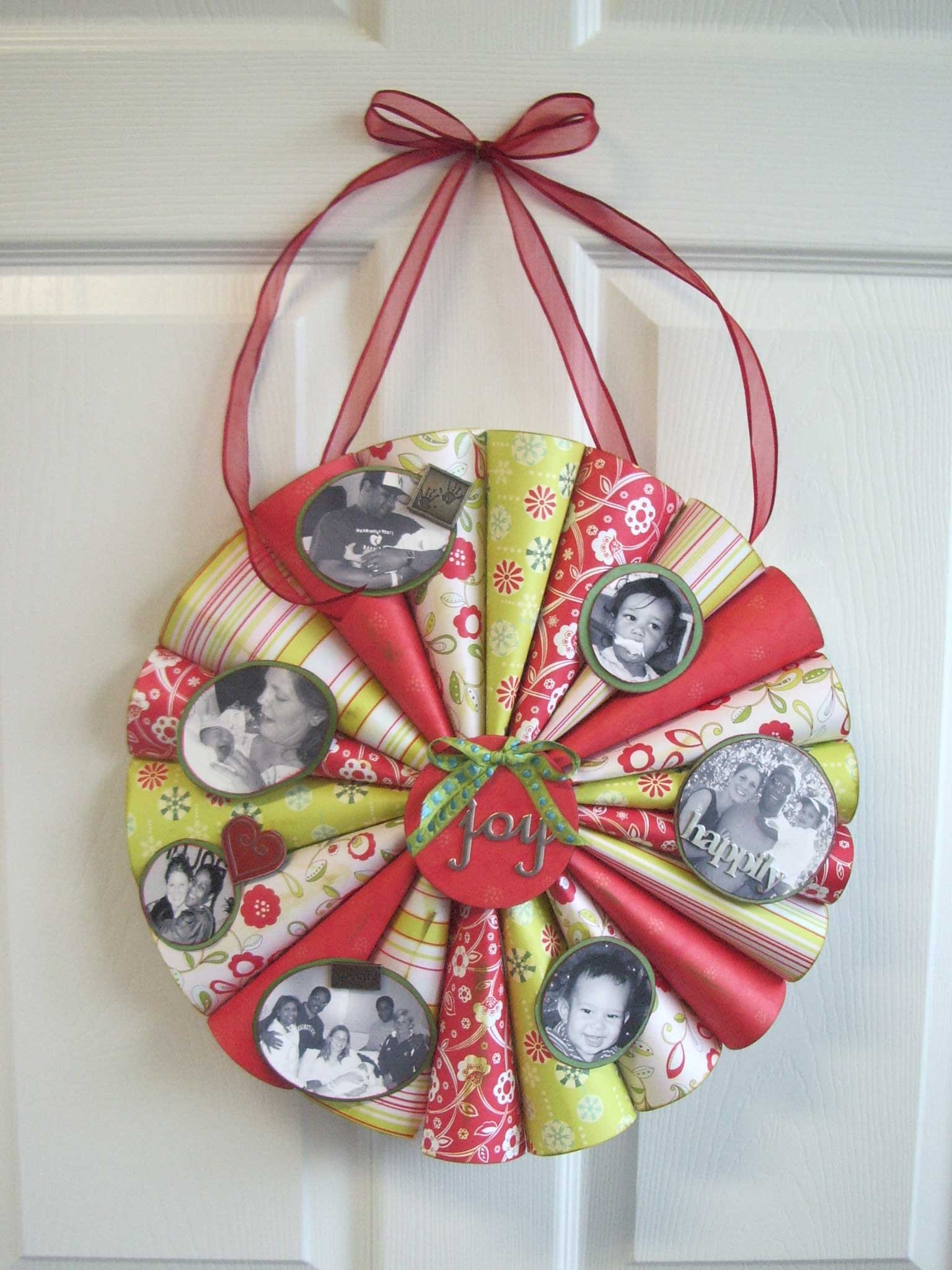 Best ideas about Crafts To Make
. Save or Pin Creative Christmas Crafts To Make At Home Now.