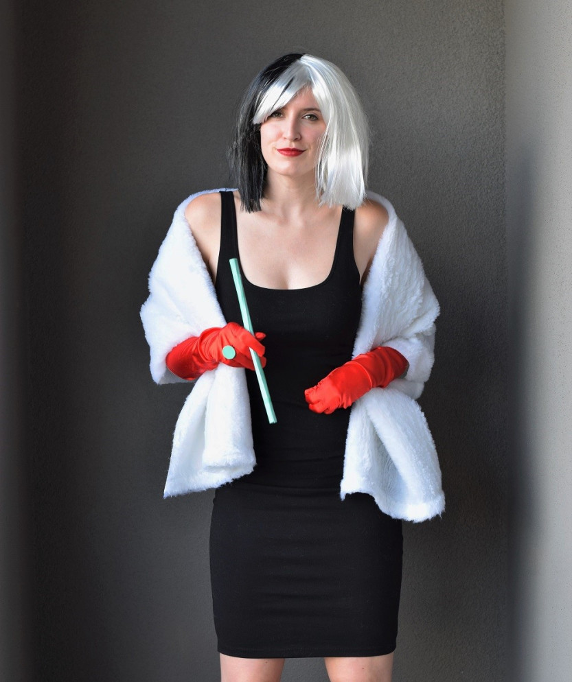 Best ideas about Cruella Deville Costume DIY
. Save or Pin DIY Cruella Deville Costume – Bunny Baubles Now.